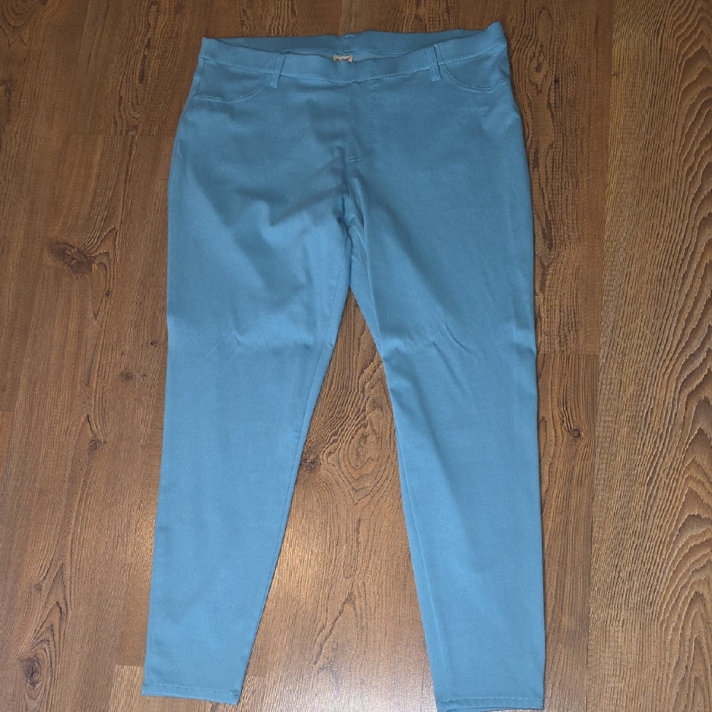 Faded Glory Jeggins In Pink And Blue